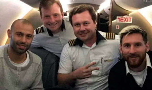messi-mascherano-avion
