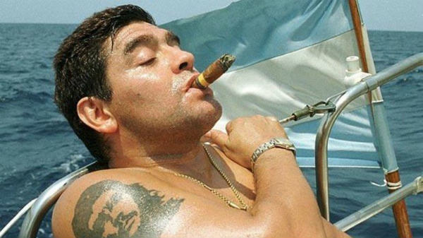 maradona-puro