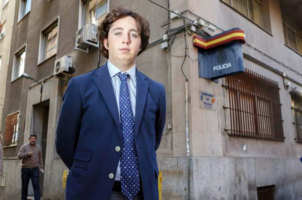 pequeno-nicolas-policia