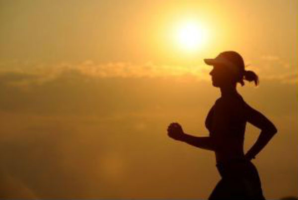 mujer-corriendo