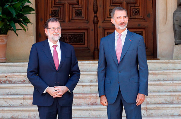 Despacho del Rey con el Presidente del Gobierno, Mariano Rajoy. Foto: @CasaReal rajoy-felipevi