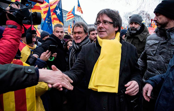 puigdemont-bruselas-artur-mas