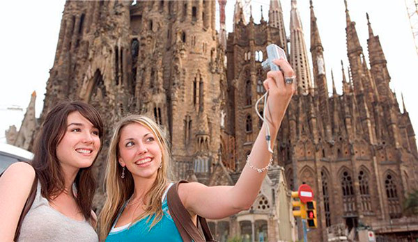 turistas-catalunya