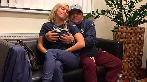 maradona-novia