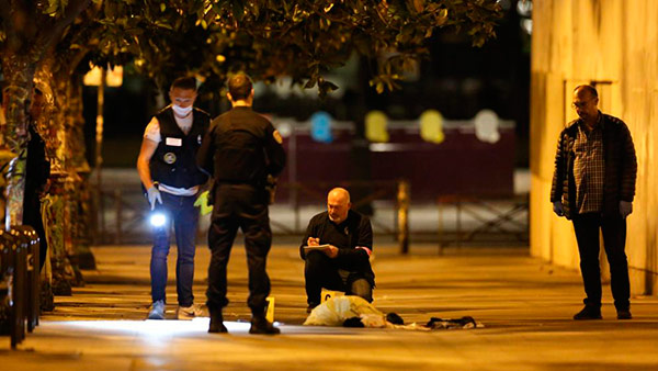 ataque cuchillo paris