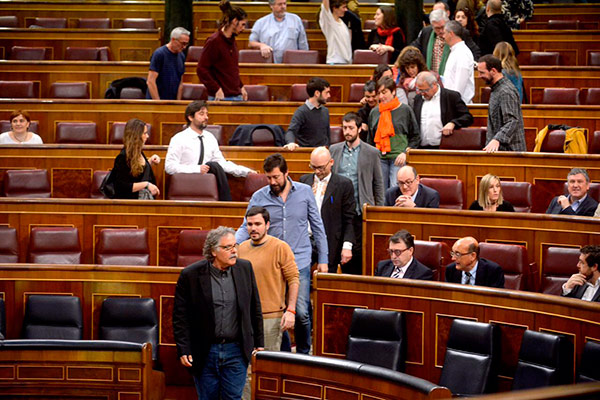 abandonan-el-congreso