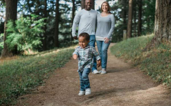 familia-pareja-hijo
