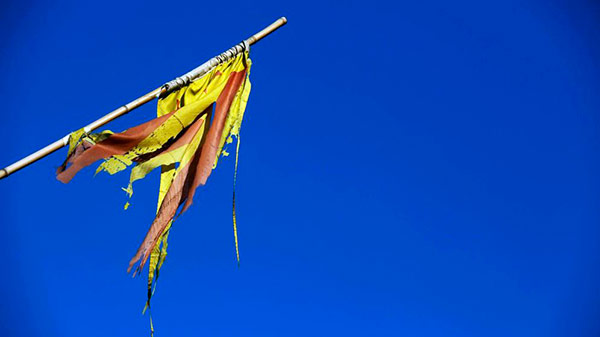 bandera-catalunya-rota