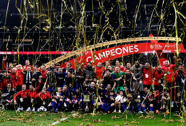 El F.C. Barcelona, campeón de la Copa del Rey. Foto: El País barcelona copa del rey
