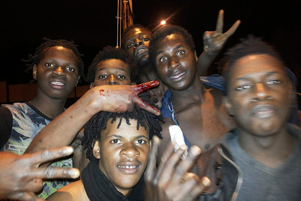 inmigrantes negros ceuta