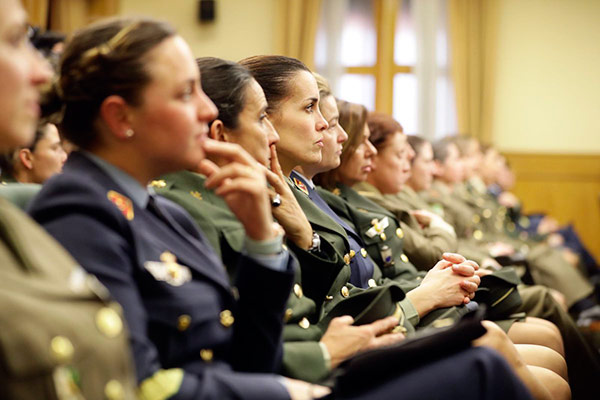mujeres militares