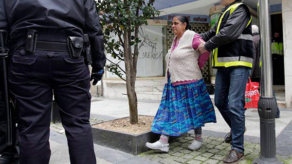 gitana rumana detenida