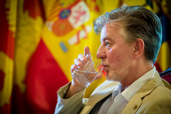 pedro-santiesteve-agua