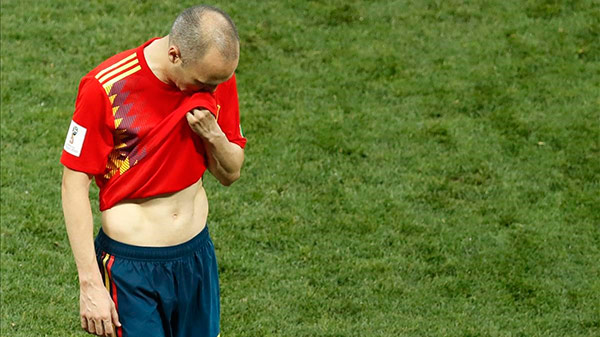 Andrés Iniesta anuncia que deja la Selección Española. Foto: David Vincent | AP iniesta espana