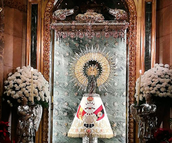 virgen del pilar falange