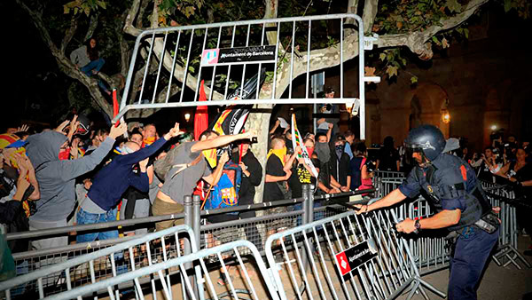 mossos parlament violencia