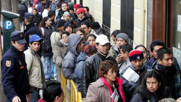 inmigrantes cola