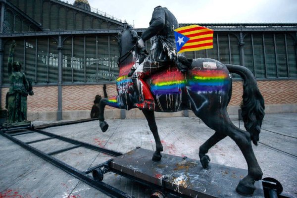 estatua franco