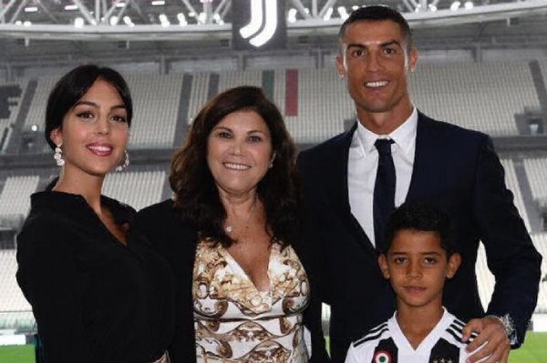 familia cristiano ronaldo