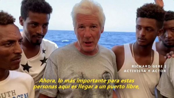 richard gere open arms