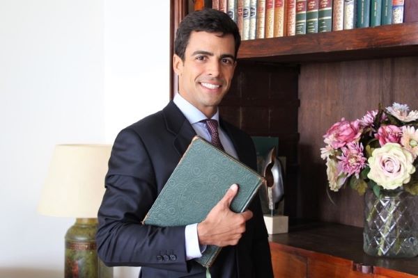 juan gonzalo ospina