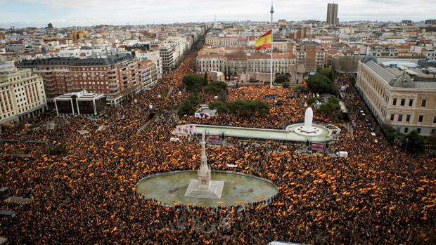 plaza colon madrid yovoy mani