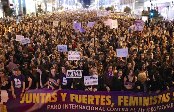 huelga feminista 8m feminazis