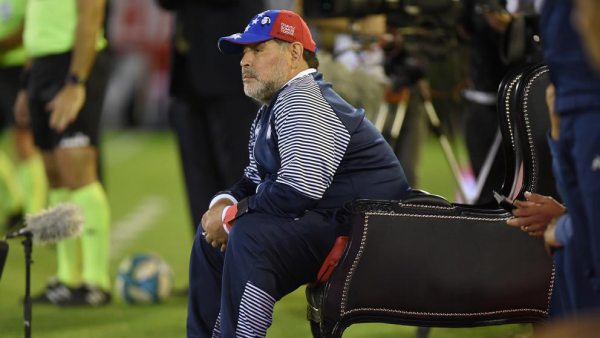 maradona trono