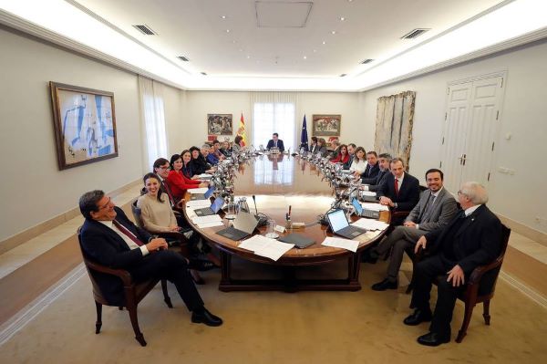 primer consejo ministros mesa