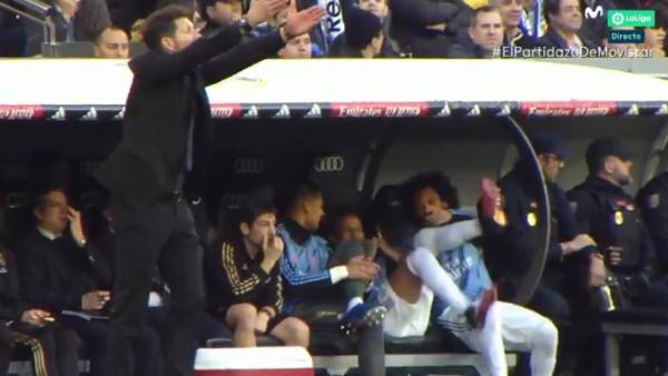 marcelo y militao riendose de simeone