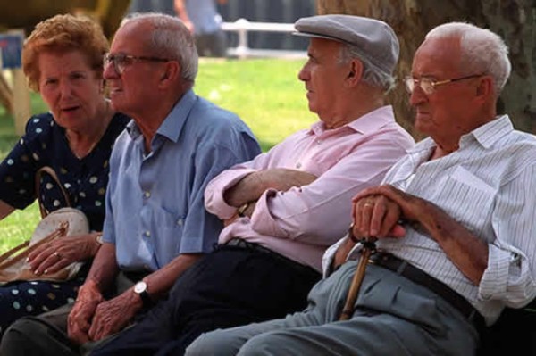 ancianos pensiones